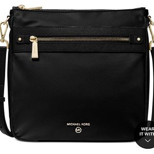NWT: Michael Kors Jet Set Charm North South Crossbody